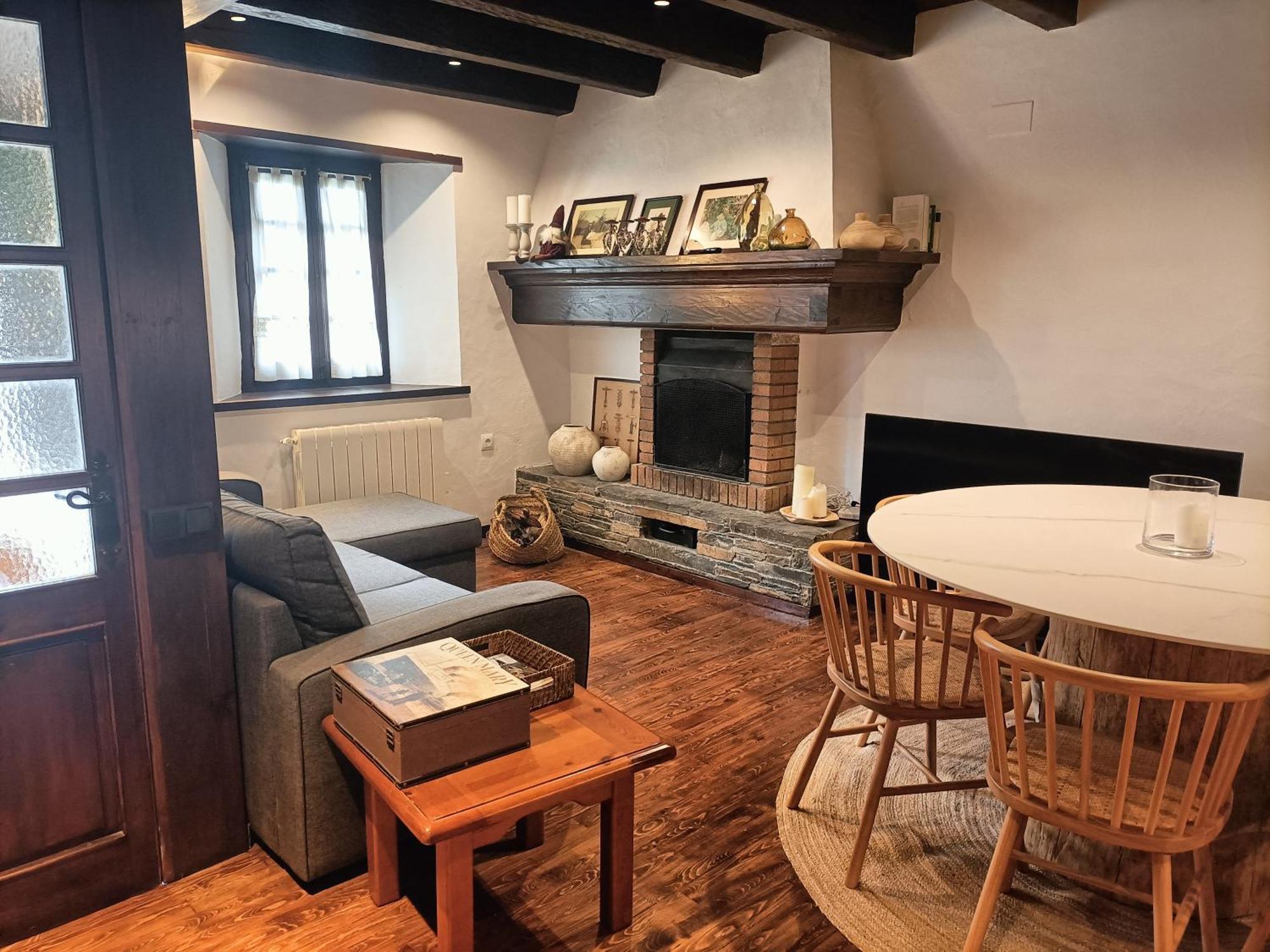 Baqueira 1500 Pie De Pistas Apartamento Cuilas Naut Aran Екстер'єр фото